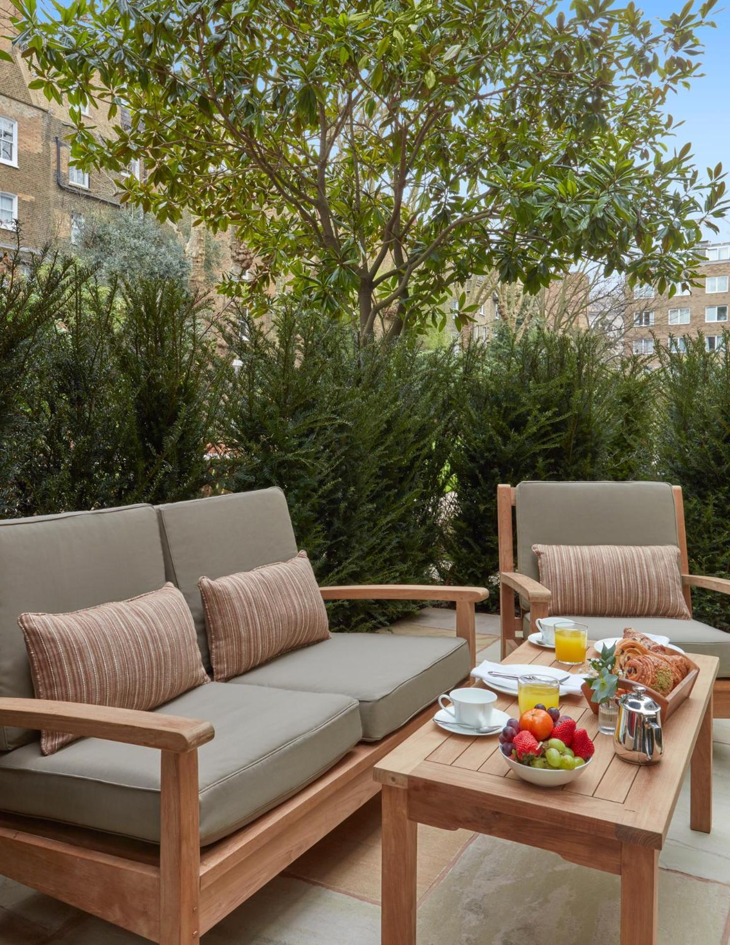 Miiro Templeton Garden Hotel Лондон Екстериор снимка